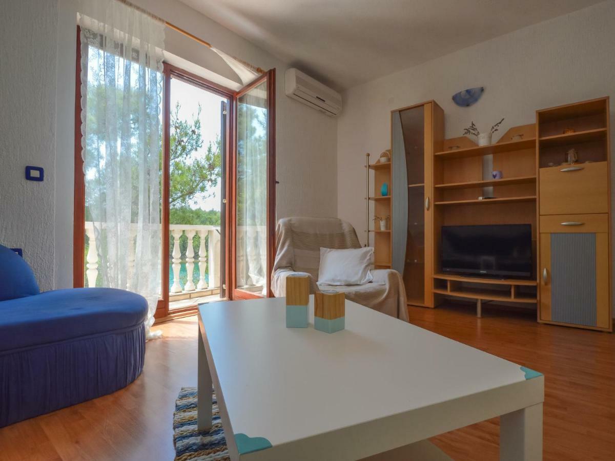 Apartment Mara-1 By Interhome Anić Екстериор снимка